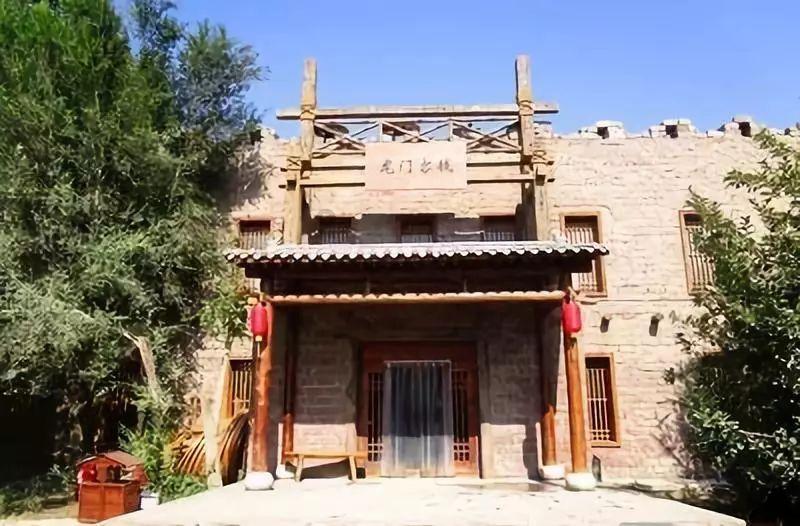 模拟山羊